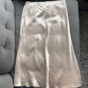 Worn once babaton slip skirt in denude